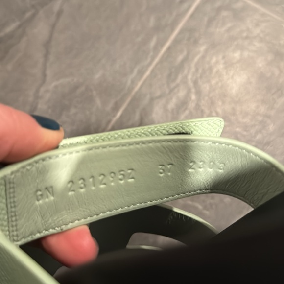 Hermes Chypre size EU 37 = US 7 vert jade epsom leather BNIB full set - Picture 5 of 5